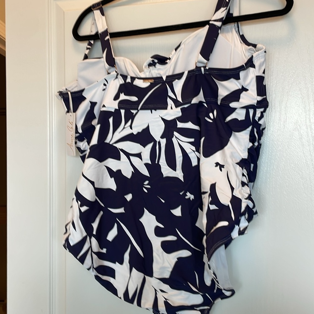 Navy and white floral one piece. Ann  Cole size 22W.